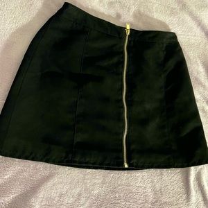 H&M black skirt